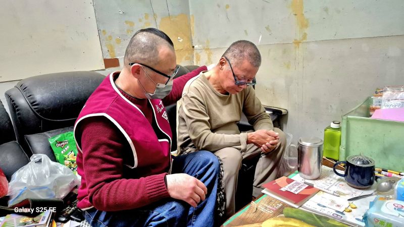 探訪68歲的阿平弟兄