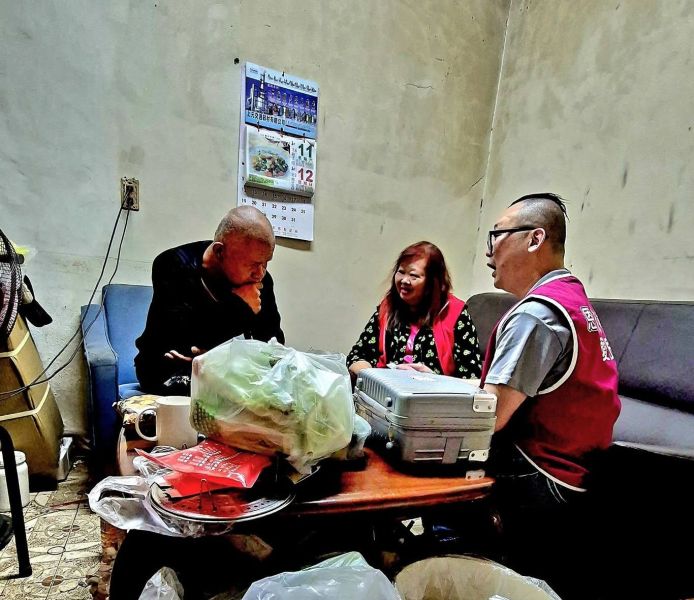 探訪阿貴姊妹一家